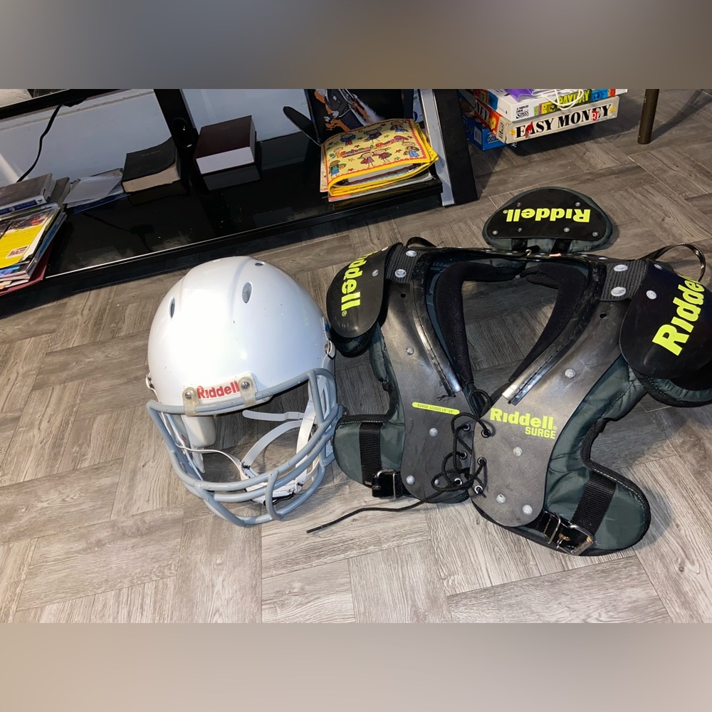 Kids Football Pads And Helmet
